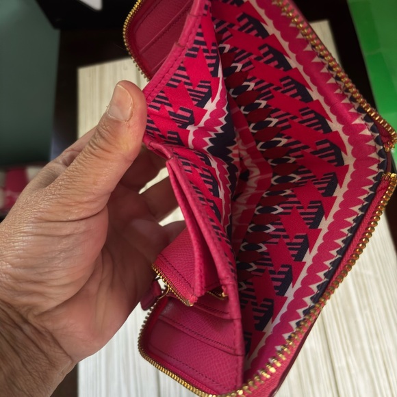 Vera Bradley wallet NWOT - Picture 3 of 8